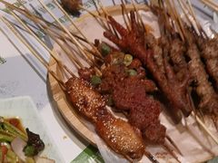 -寂寞的豆芽 烧烤酒场(丽景店)
