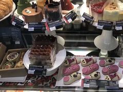 零售区-星巴克臻选(济南恒隆店)
