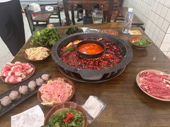 -黄潇洒老火锅(九眼桥宏济巷店)