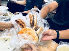 -老西关黄老太牛肉烧饼