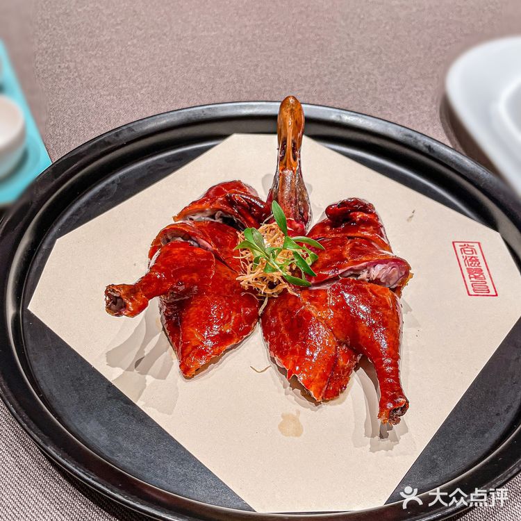 在绍兴,宴请、聚餐首先会想到的食府