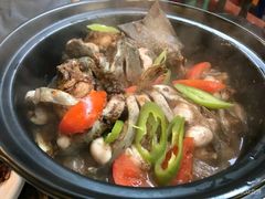 -刘姐啤酒鱼民族演艺餐厅(西街总店)