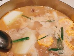 -肥仔文澳门猪骨煲(南京西路店)