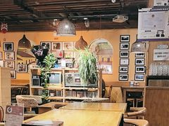 -蜗牛的家旅行主题云南菜餐厅.小酒馆(护国寺店)