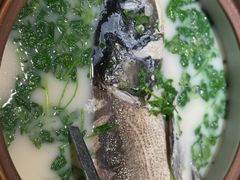 招牌砂锅鱼头王-风味小馆(天目湖宾馆店)