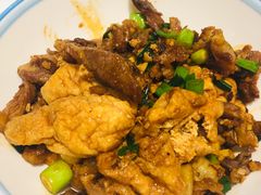 -丹江口渔村·湘味厨房(桃园店)