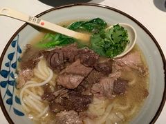 -鑫花溪牛肉米粉(凤凰街创始总店)