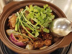 -胡须佬鸡煲四季火锅店(石厦西村直营店)