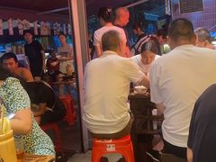 -有红鸡毛店·砂锅菜(抚琴夜市店)