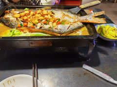 -夯鱼烤鱼·尔滨地标美食(国展店)
