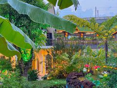 -茅草房·河畔园林火锅