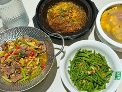 -绿草地·湘菜(7mall店)