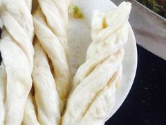 花卷-粘豆包柴火铁锅炖