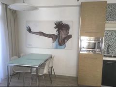 -上海品尊辉盛名致精品酒店公寓