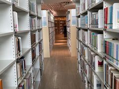 -广州市白云区图书馆