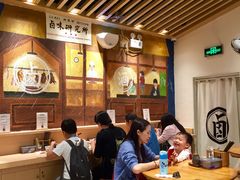 大堂-狮头牌卤味研究所·卤味饭(花城汇南区店)
