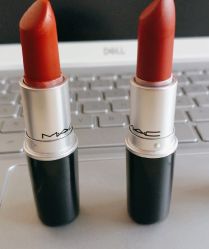 -M·A·C
