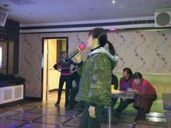 -缤纷KTV(东方新城店)