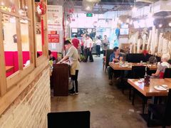 大堂-隆喜元鱼汤包·海鲜(中联广场店)