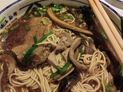 -镇南锅盖面馆(解放路店)