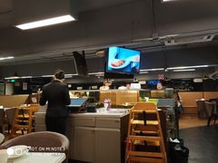 -新大咀港式茶餐厅(宝山万达店)