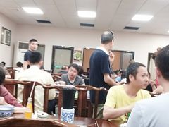 大堂-崇德楼水盆牛羊肉泡馍馆(文艺路店)