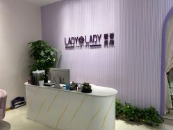 -孔雀手美甲美睫护理