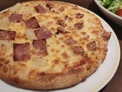 培根鸡肉双拼披萨-萨莉亚意式餐厅(杭州滨江天街店)