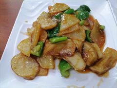 -东北风味思缘食府(对湖路店)