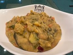 -香巴拉云南餐厅(华莱坞店)