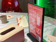 -肥肥虾庄·金牌油焖大虾(首义路店)