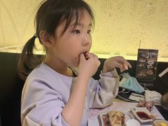 -上井料理黑金店(IFS国金中心店)