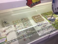 -提一眼镜·蔡司·依视路(小寨店)