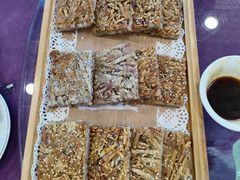 -绿雅居原生态农庄(小涌店)