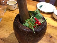 -老滇山寨•云南特色菜•地方菜•民族风情歌舞表演(金碧店)