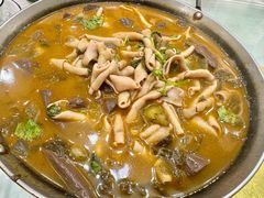 -余杨鸭鸭餐厅