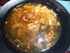 肥肠米线-八月美食小馆(银泰城总店)
