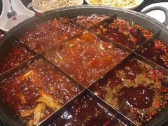 -纸盐河码头火锅(十八梯店)