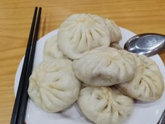 猪肉大葱包子-小胖包子王(阜成门内店)