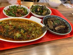 -辣妹子麻辣烫