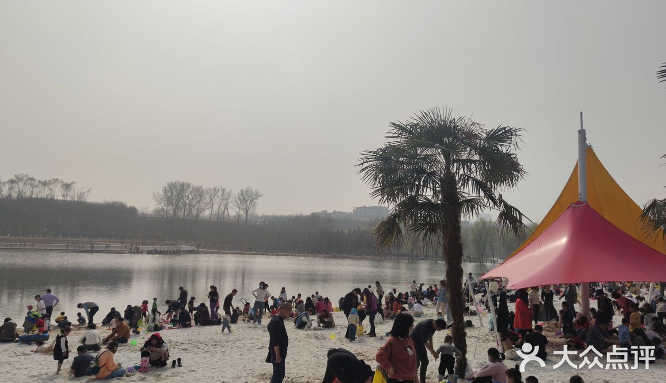 樊川公园最好玩最吸引人的就要数这片沙滩了