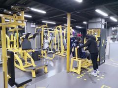 -可逸运动24小时健身