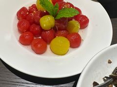 -北京奥加美术馆酒店(三里屯工人体育场地铁站店)