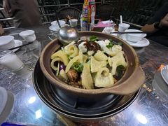 -胡须佬鸡煲四季火锅店(石厦西村直营店)