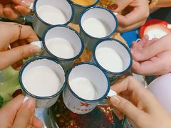 唯怡豆奶-马路边边串串香(双井直营店)