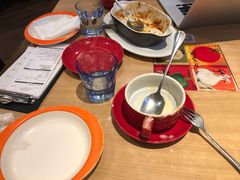 -必胜客(WOW中心城店)