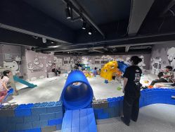 -MINI MARS KIDS CLUB亲子家庭中心(长宁天山店)