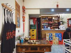 大堂-艾嬢七八九老火锅(37年李子坝店)