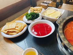 -纸盐河码头火锅(十八梯店)