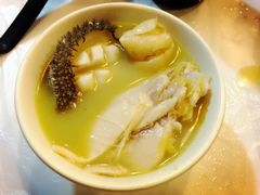 -鲜入围煮花胶鸡海鲜火锅